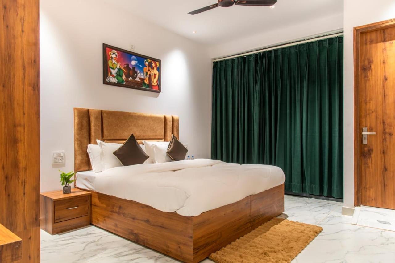 Hills Accomodation Касаули Екстериор снимка